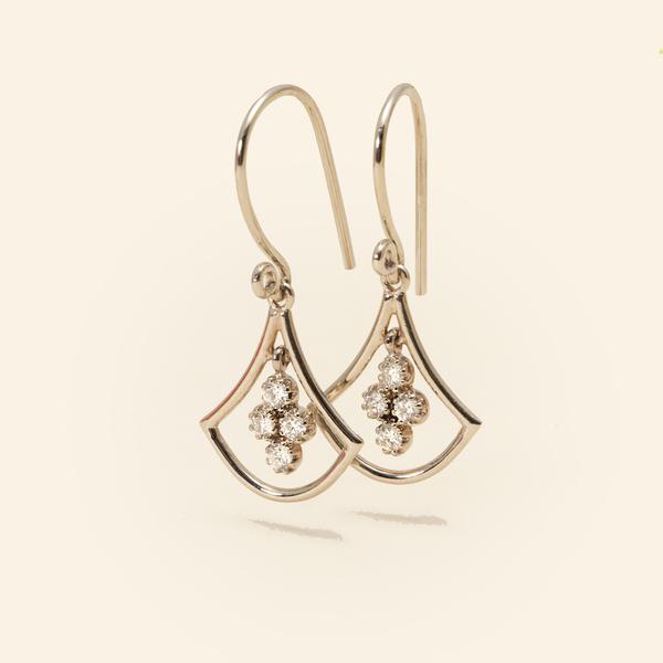 La Rose des Alizés 8 Diamonds White Gold Earrings