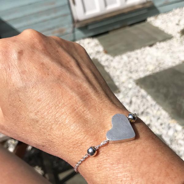 Adjustable heart bracelet - silver