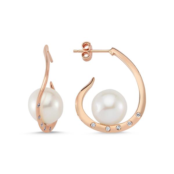 Amorphous Pearl Earrings