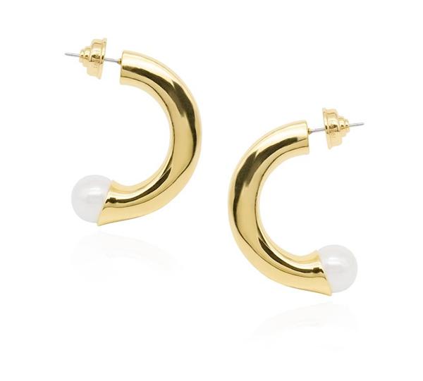 Adoring Pearl Thick Medium Hoops in 18k Gold